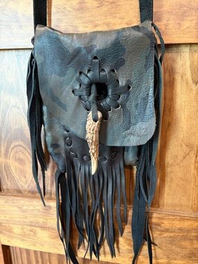 Jimmi Wz dark camo Leather Fringe Crossbody with Antler Charm